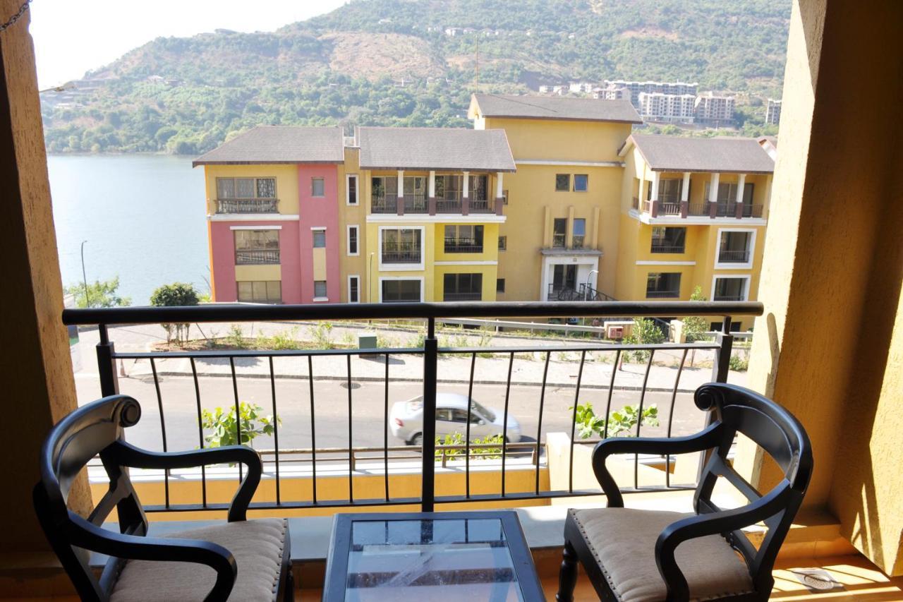 2BHK Lake View Apartment Lavasa Buitenkant foto